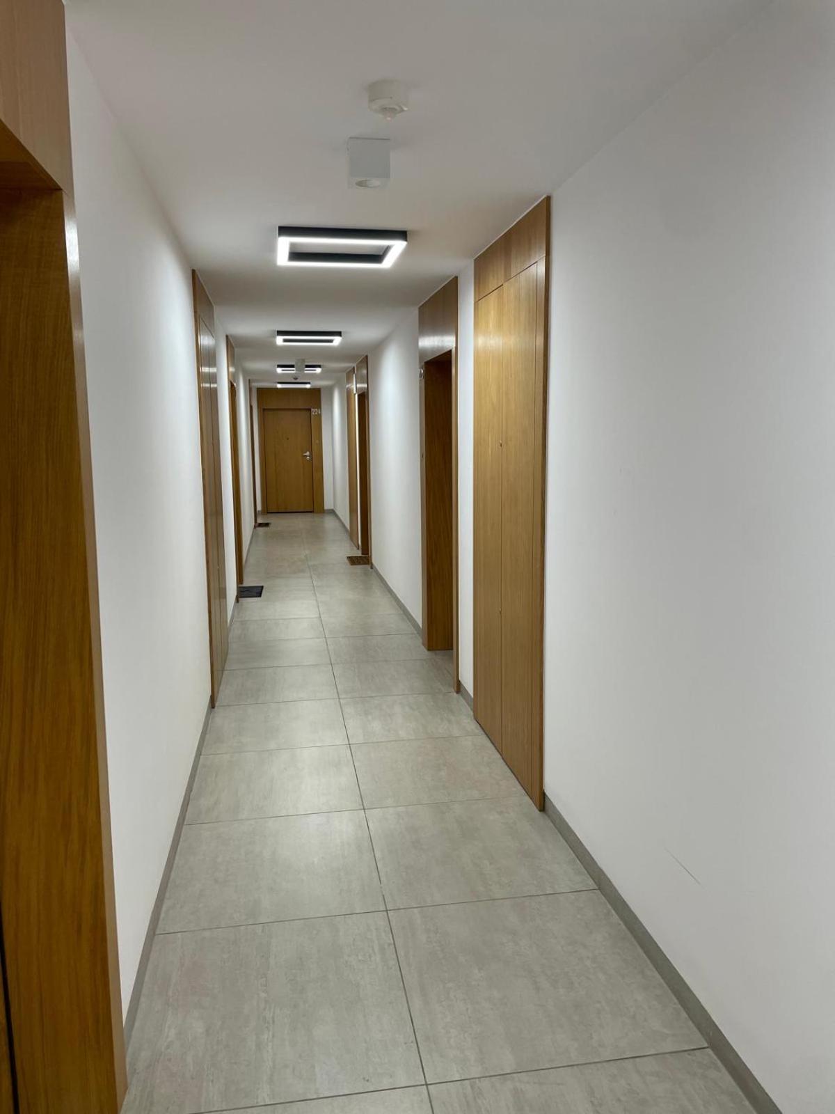 Noche Apartament Rondo Wiatraczna Varsó Kültér fotó